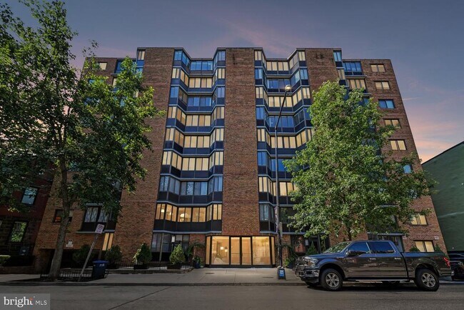 Foto del edificio - 1718 P St NW