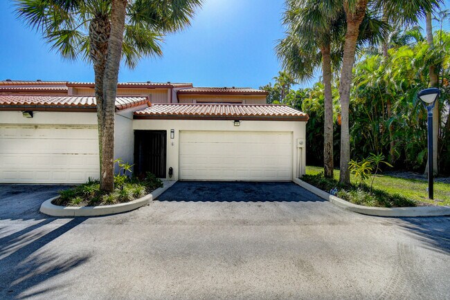 Foto del edificio - 3908 S Ocean Blvd