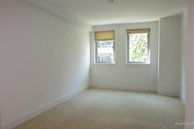 Building Photo - 2 bedroom in San Francisco CA 94107