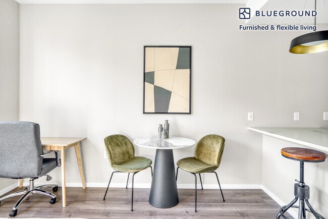 Foto del edificio - 4109 E 10th Ave