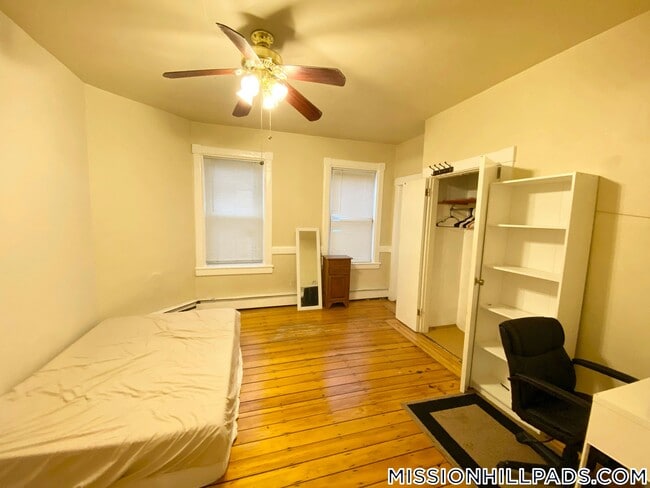 Foto del edificio - 19 Sachem St