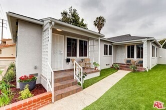 Building Photo - 6549 W 86th Pl