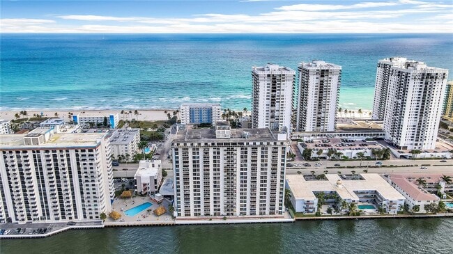 Building Photo - 1600 S Ocean Dr