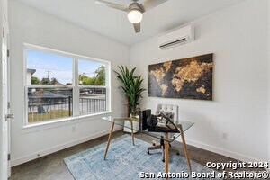 Foto del edificio - 3214 N Elmendorf St
