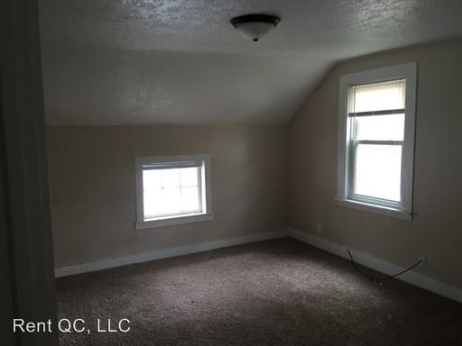 Building Photo - 1186 24th St