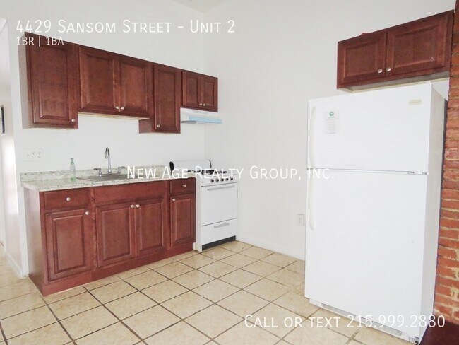 Foto del edificio - Spacious 1 Bedroom Apartment in University...
