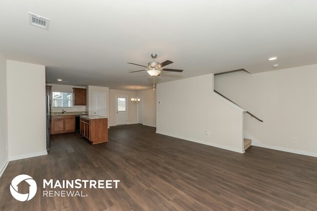 Building Photo - 2546 Queen Bee Dr