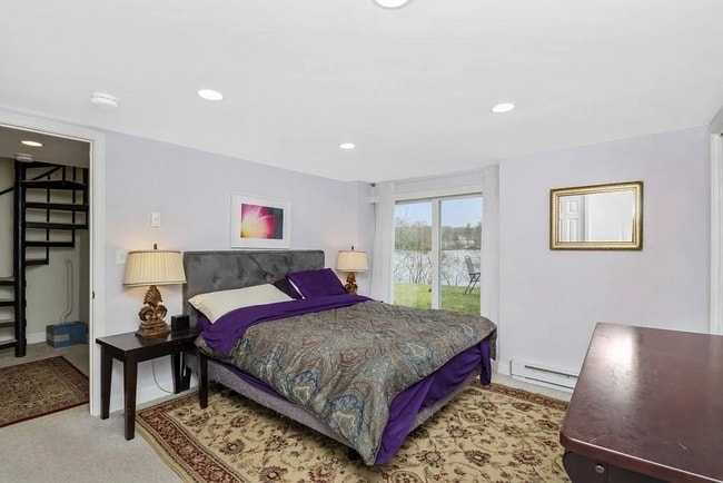 Bedroom - 64 Shore Rd