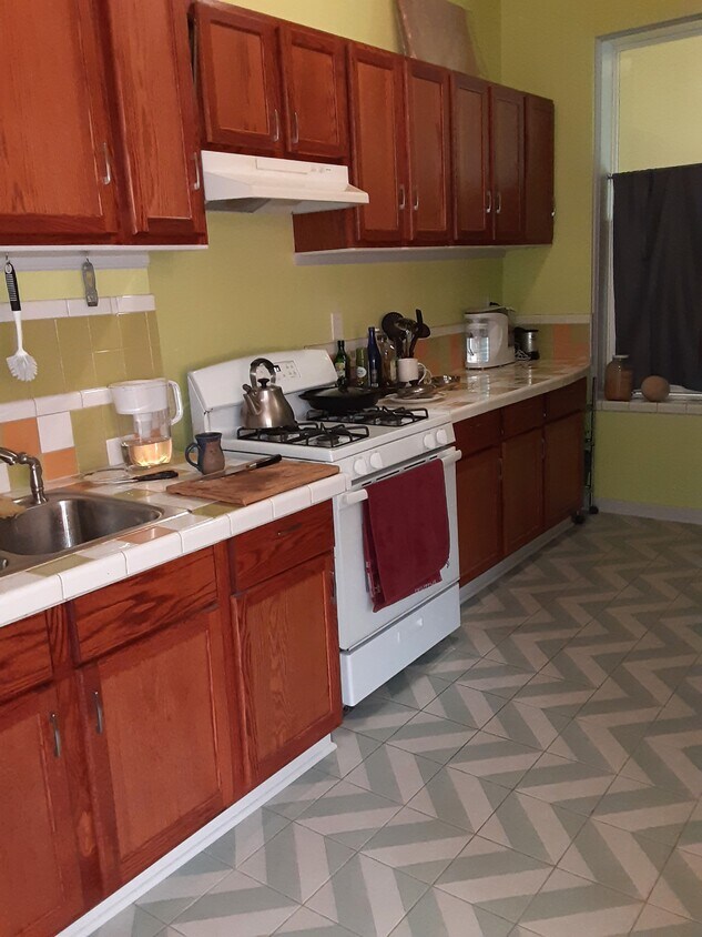 Foto principal - 2313 S Albany Ave