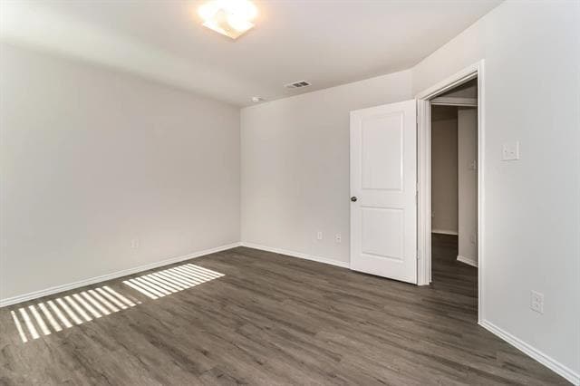 Building Photo - 5700 Willamette Dr