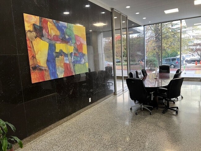 Foto del edificio - 215 Piedmont Ave NE