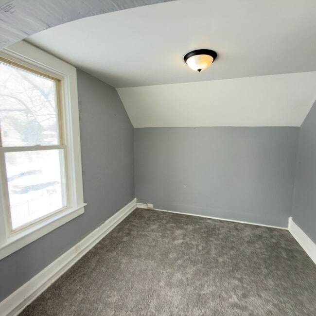 Foto del edificio - 2143 Palace Ave SW