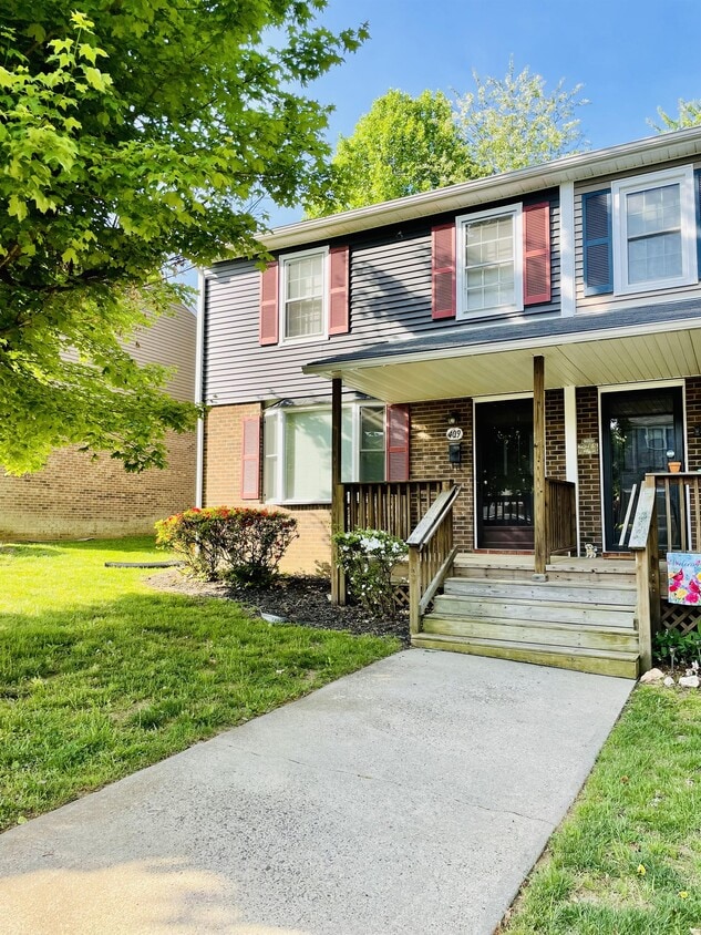 Photo - 409 W Cadbury Dr (Lynchburg, VA)