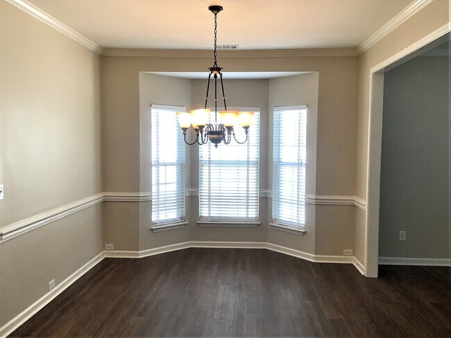 Foto del edificio - 818 Laurel Meadows Pkwy