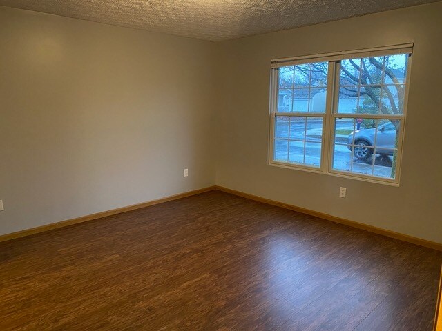 Dormitorio principal - 179 Simon St