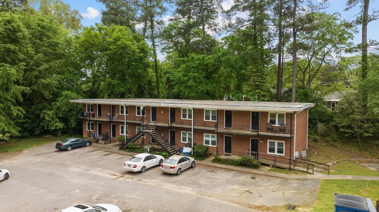 21019 Colonial Fayette Arms Alquileres en Fayetteville, NC