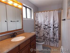 Building Photo - 804 Blackstone Vlg