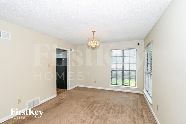 Foto del edificio - 2101 Hornsby Cove