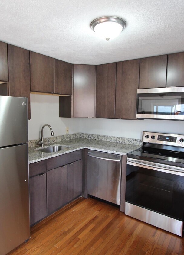 Beach Street Apartments - Beach Street Apartments