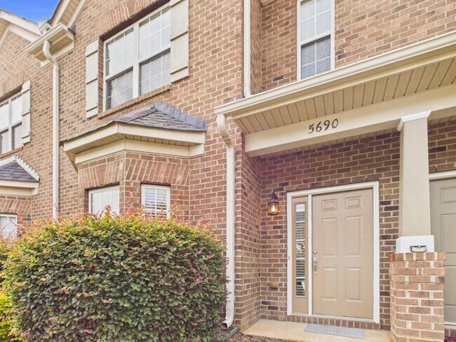 Foto del edificio - 5690 Stafford Rd