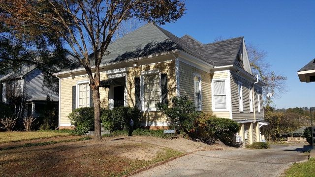 1063 Walnut St, Macon, GA 31201 - Apartments in Macon, GA | Apartments.com