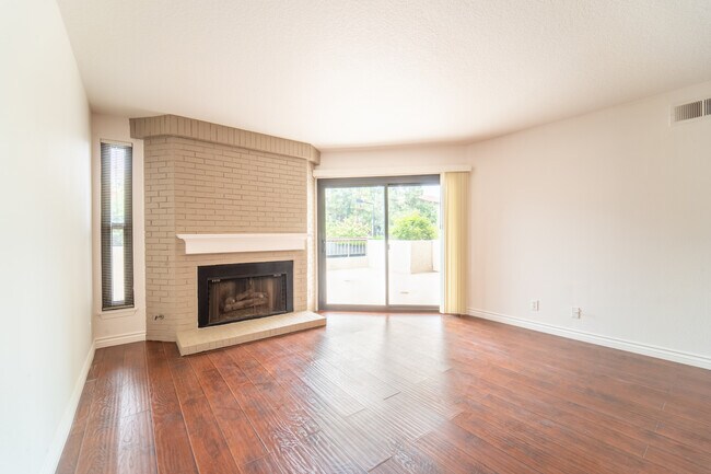 Open spacious layout in Living Room - 8601 Falmouth Ave