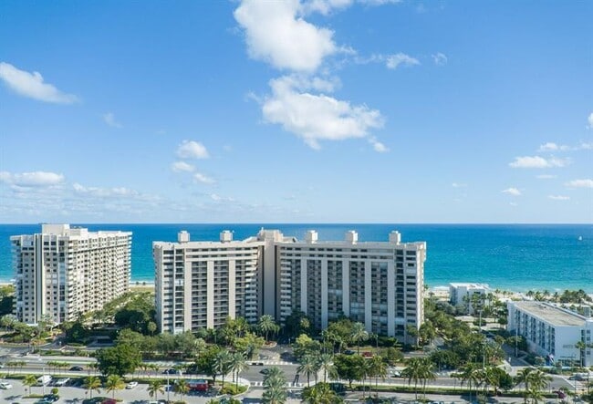 Foto del edificio - 4900 N Ocean Blvd