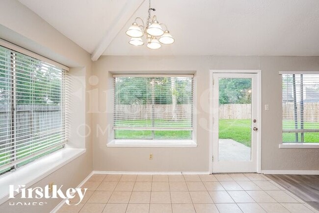 Building Photo - 9614 Pale Star Dr