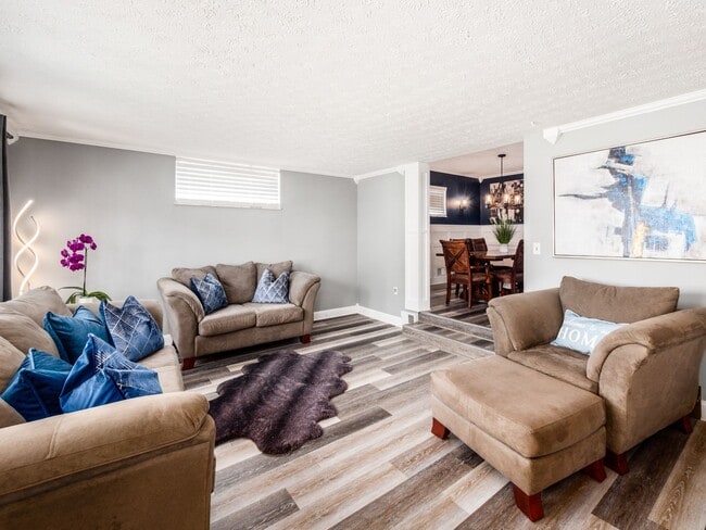 Building Photo - 123 E Alcott Rd