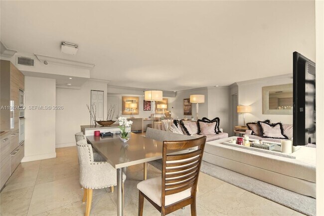 Foto del edificio - 3530 Mystic Pointe Dr