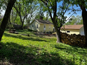 Building Photo - 4832 Westbrook Ln