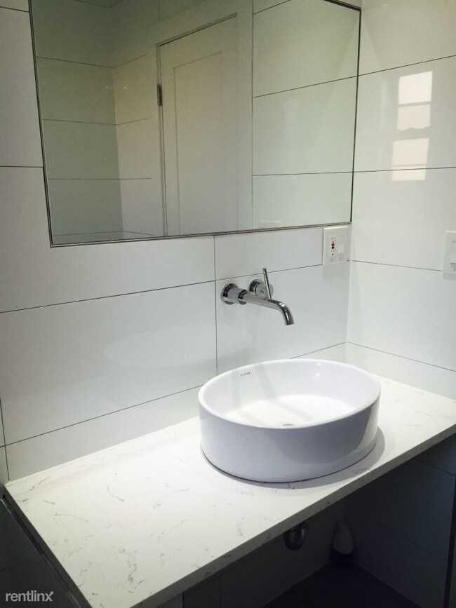 Foto del edificio - 146 Guernsey St