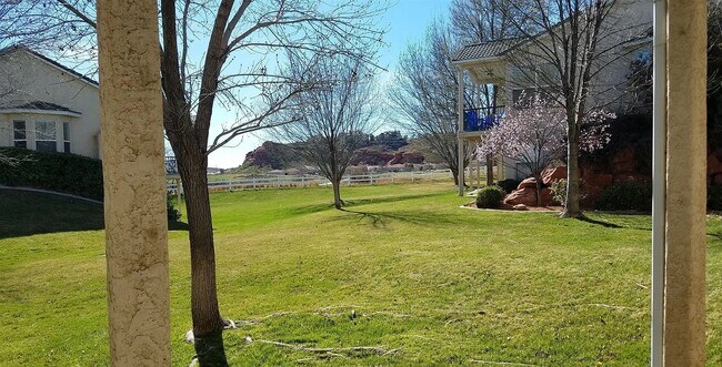 Foto del edificio - 149 N Turnbury Ln