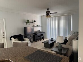 Building Photo - 3106 Myrtlewood Cir E