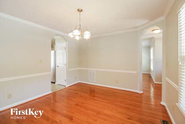 Building Photo - 3005 Pinnacle Ct