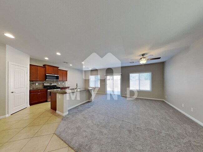 Building Photo - 6834 Majestic Palm Dr