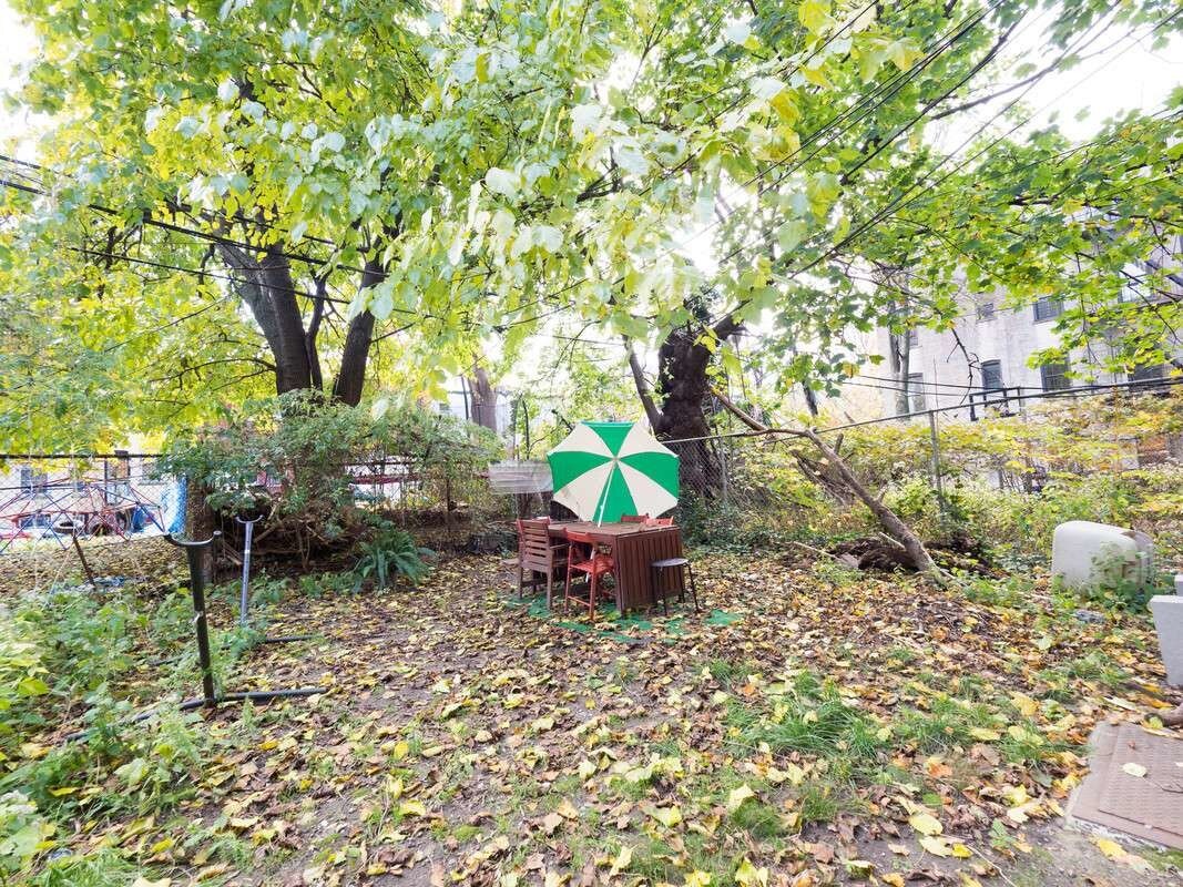 Primary Photo - 1152 St Johns Pl