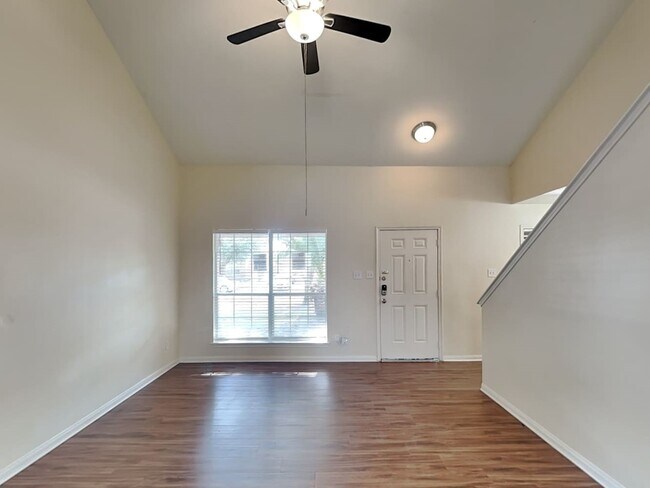 Building Photo - 1015 Redcrest Springs Ct