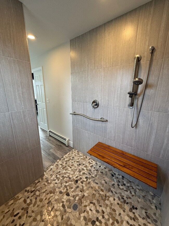 Photo - 938 Elberta Dr House