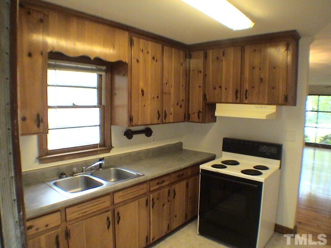 Building Photo - 3208 Ruffin St