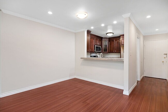 11750 W Sunset Blvd #301 Brentwood, CA 90049 - 11750 W Sunset Blvd