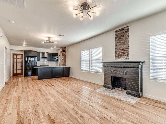 Building Photo - 828 NW 32nd St