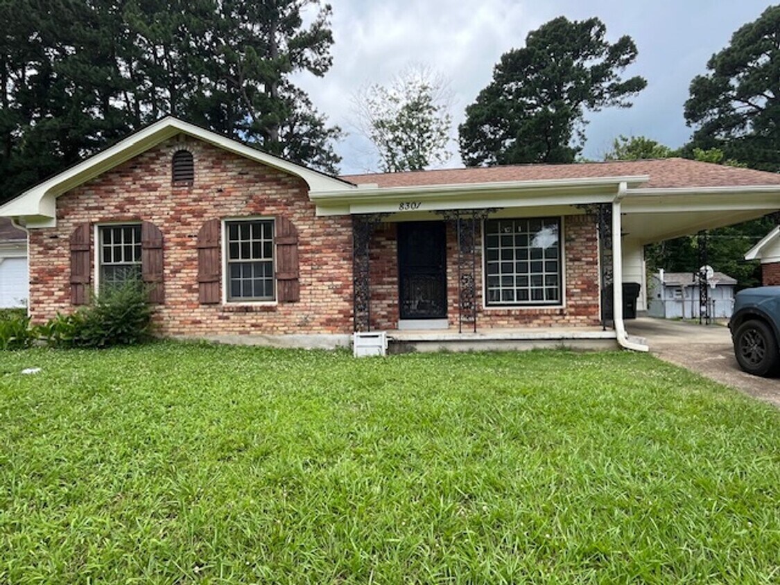 Primary Photo - Renovated 3 Bedroom 1.5 Bath Home for Rent!