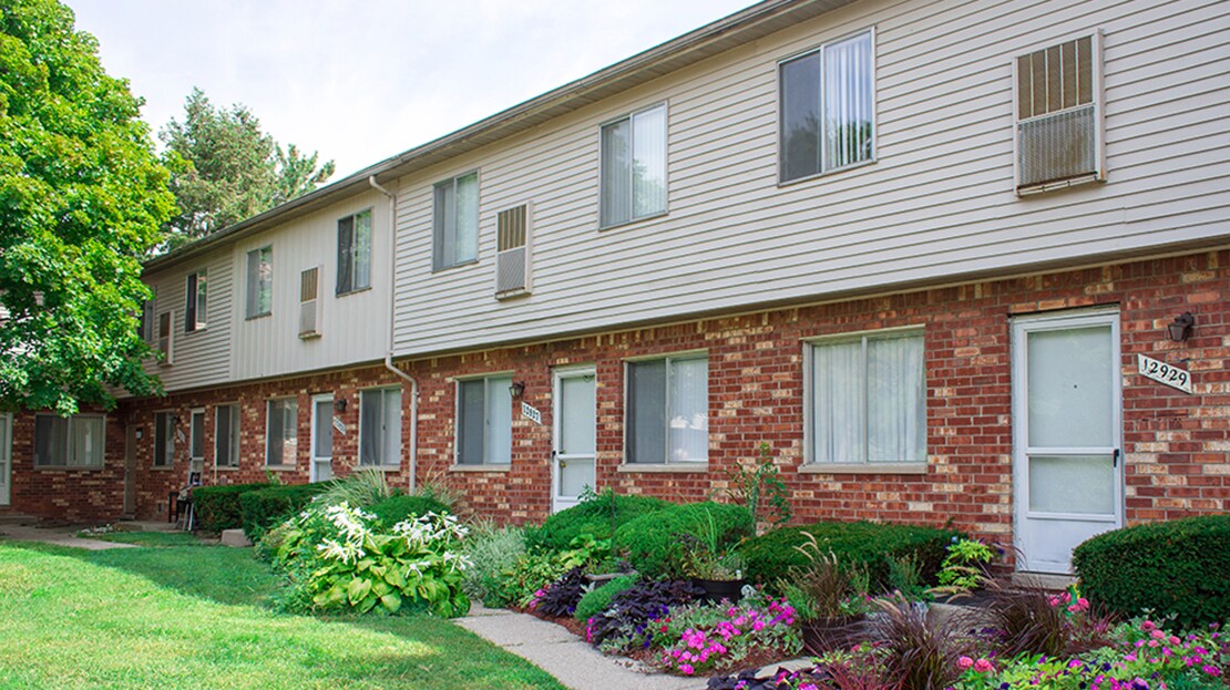 Coppertree Townhomes Apartments in Taylor, MI