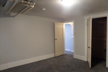 Foto principal - Darling Basement Apartment for Rent!