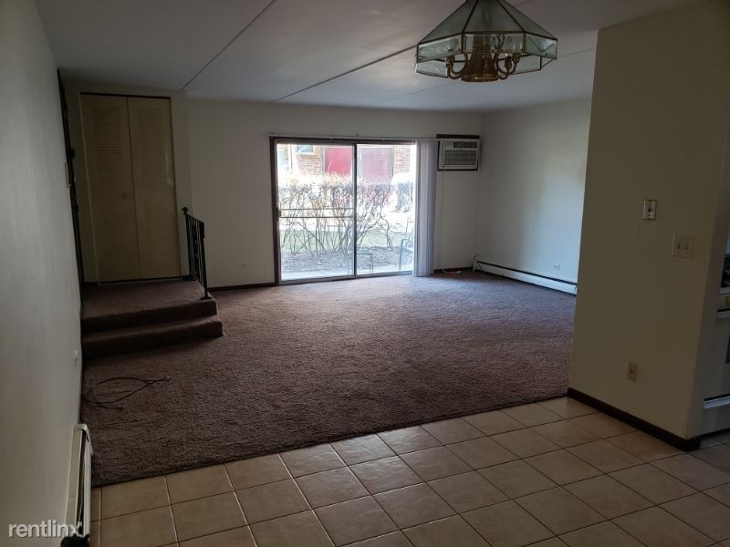 Foto principal - 8104 Waterbury Ct
