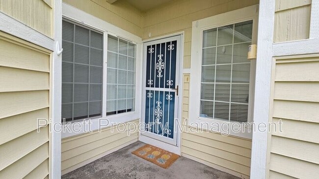 Building Photo - 11615 Breckenridge Ln NW