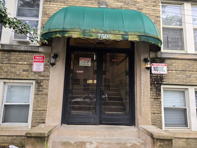 Building Photo - 7505 Palisade Ave