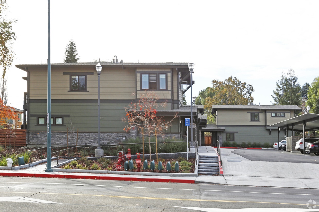 Geary Road Townhomes 1547 Geary Rd Walnut Creek, CA Apartments for