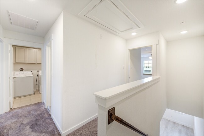 Building Photo - 11914 Carvalho Dr